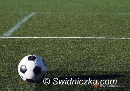 powiat świdnicki: Weekendowe piłkarskie emocje w niższych ligach
