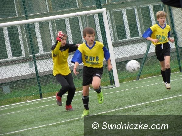 Świdnica: Turniej mini piłki nożnej pod dyktando SP8
