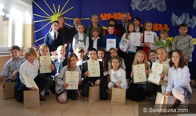Marcinowice: Młodzi recytatorzy zaprezentowali się na „Wesołej Kokoszce”