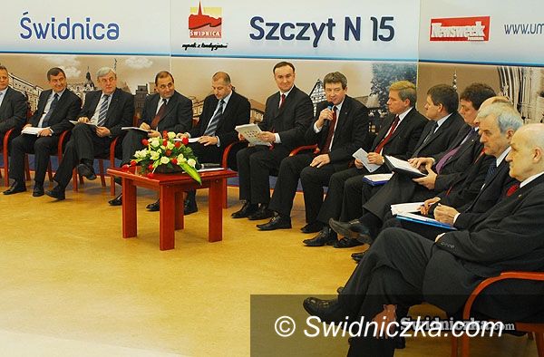 Świdnica: Czterech prezydentów popiera prezydenta Świdnicy i kandydatów do sejmiku