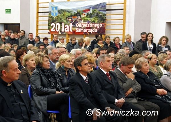 Roztoka: Niepodległościowo w gminie Dobromierz