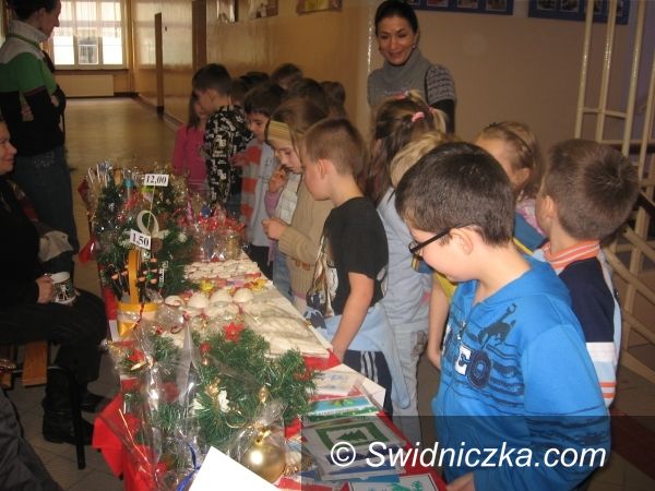 Świdnica: Dzieci z SP 105 charytatywnie przed Bożym Narodzeniem