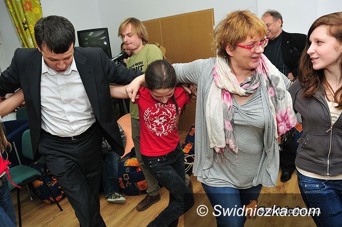 Świdnica: Tańce z Supernianią i Rzecznikiem Praw Dziecka