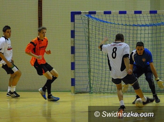 Żarów: Zmiana lidera w Żarowskiej Lidze Futsalu