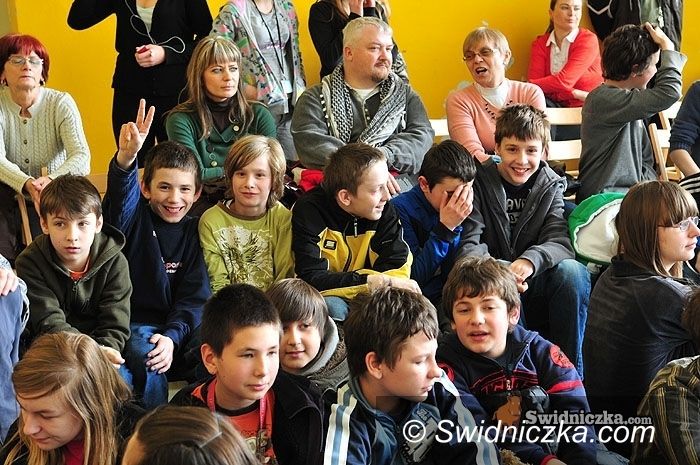 Świdnica: Olimpijka wystawiła świdnickich gimnazjalistów