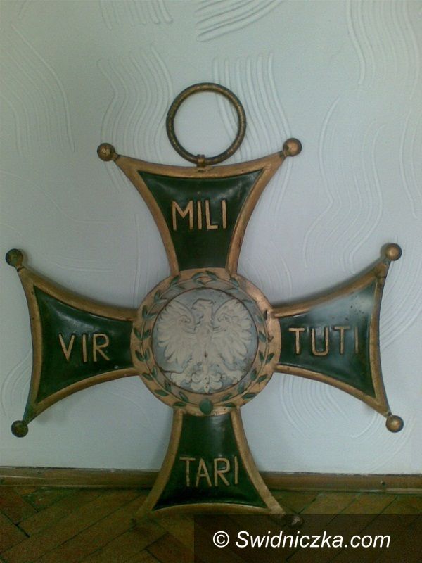 Żarów: Uratowany Krzyż Virtuti Militari
