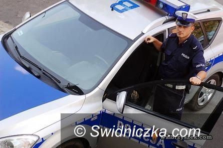 Świdnica: Policjanci na drogach w okresie świątecznym .