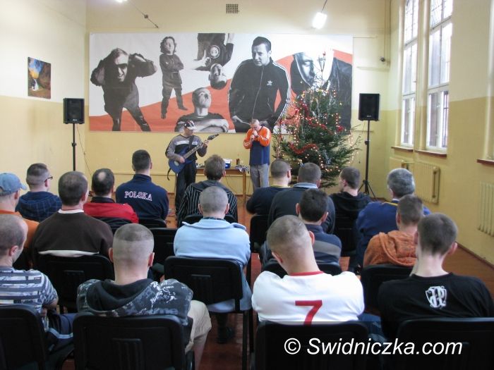 Świdnica: "Nasza wolność" – koncert świąteczny w areszcie śledczym
