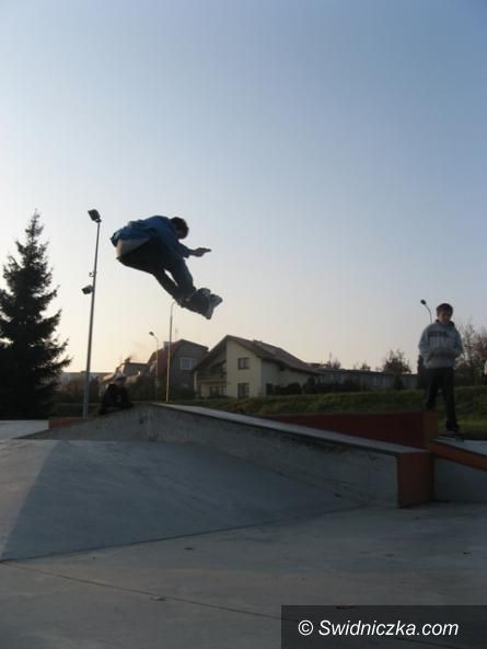 Żarów: Skatepark w Żarowie– młodzież postuluje do burmistrza