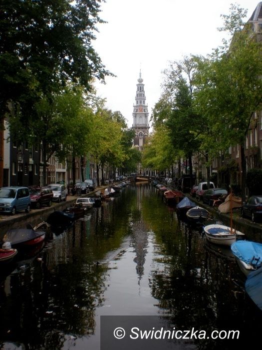 Amsterdam: Amsterdam – stolica kanałów, rowerów, seksu i marihuany