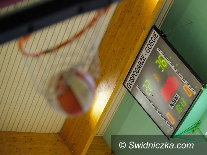 Świdnica: Seniorzy zakończyli rundę zasadniczą, juniorzy grają już play–offy