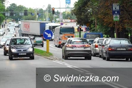 Świdnica: Nowe pasy na miejskich ulicach