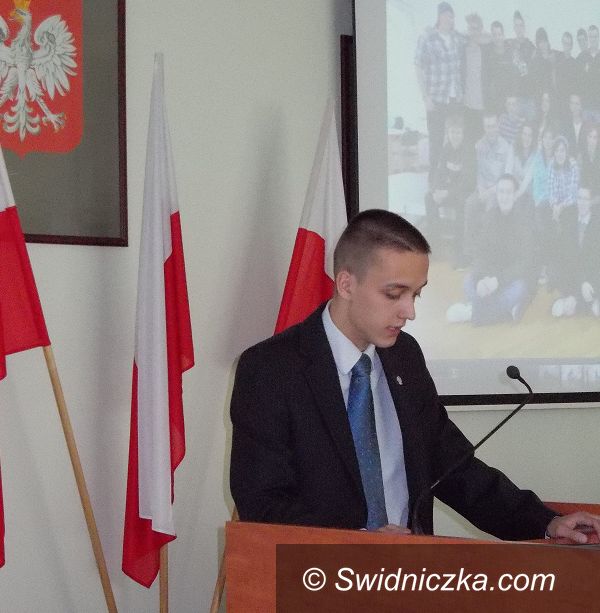Świdnica: Młodzi radni przeciwko łączeniu szkół