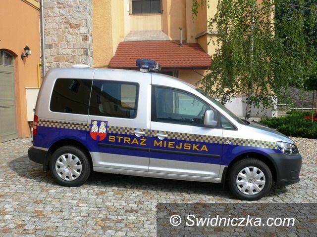 Strzegom: Nowy radiowóz dla Straży Miejskiej w Strzegomiu