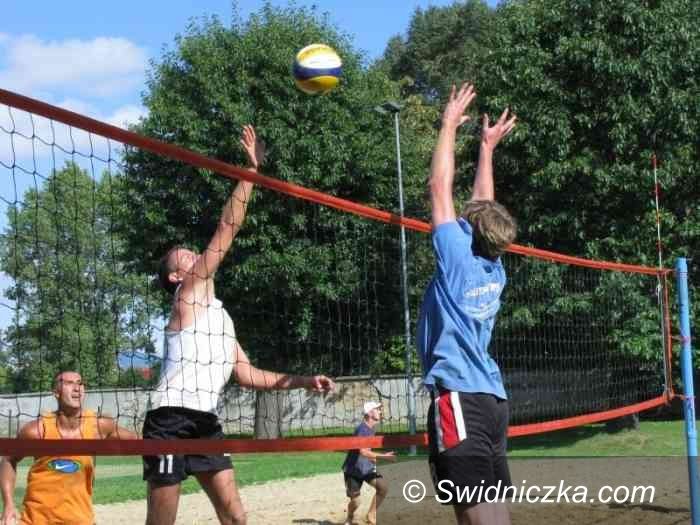 Świdnica: Turniej Siatkówki Plażowej w Świdnicy