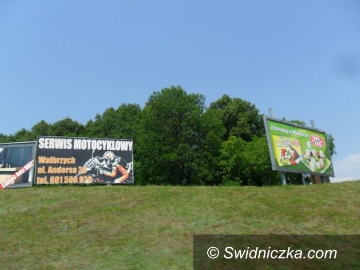 Świdnica: Stop dla reklam zalewających nasze miasto