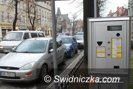 Świdnica: Od dziś więcej ulic w strefie płatnego parkowania