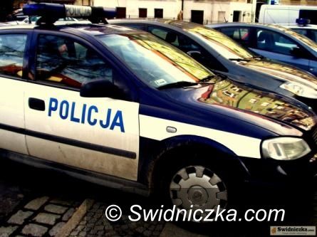 Boleścin: Policja poszukuje sprawcy wypadku w Boleścinie