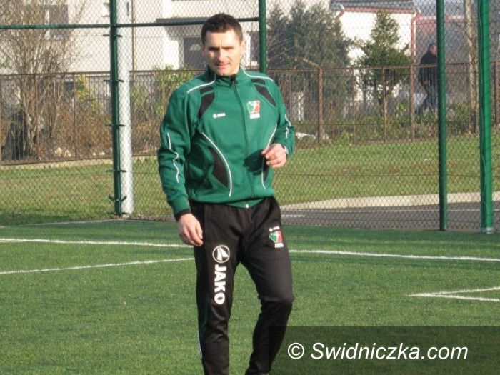 Świdnica: Byli piłkarze z klubów polskiej ekstraklasy spotkali się z młodymi adeptami futbolu