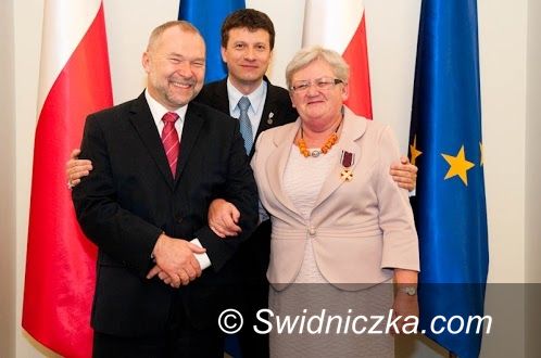Warszawa: Odznaczona Złotym Krzyżem Zasługi
