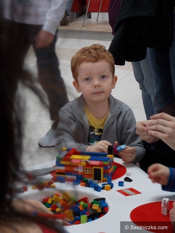 Wałbrzych: Tłumy na Lego w Galerii Victoria 