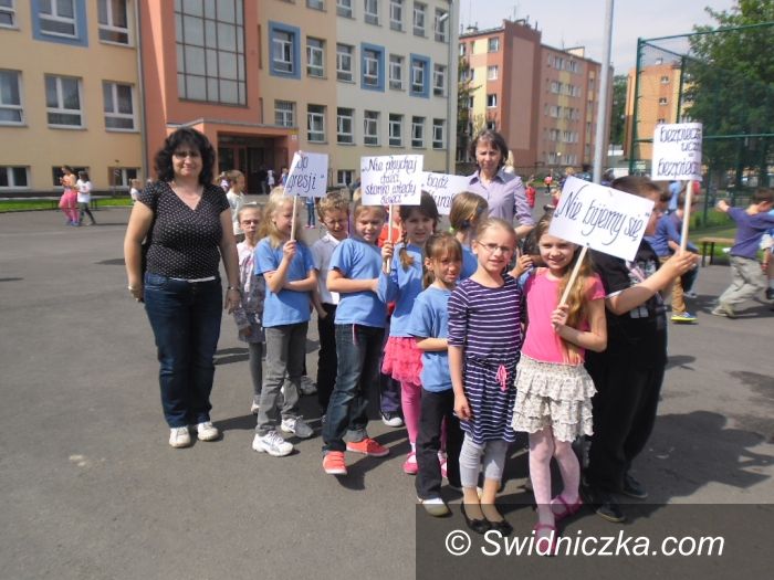 Świdnica: Happening „Stop agresji”