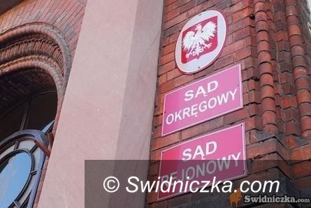 Szczawno-Zdrój: Trwa śledztwo w sprawie wyjaśnienia okoliczności śmierci 4–letniej dziewczynki