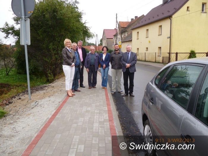 Region: Nowe chodniki w gminie Świdnica i gminie Strzegom