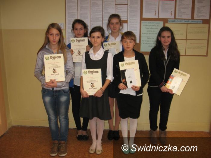 Świdnica: Zwycięzcy XII Świdnickiego Międzyszkolnego Konkursu Ortograficznego