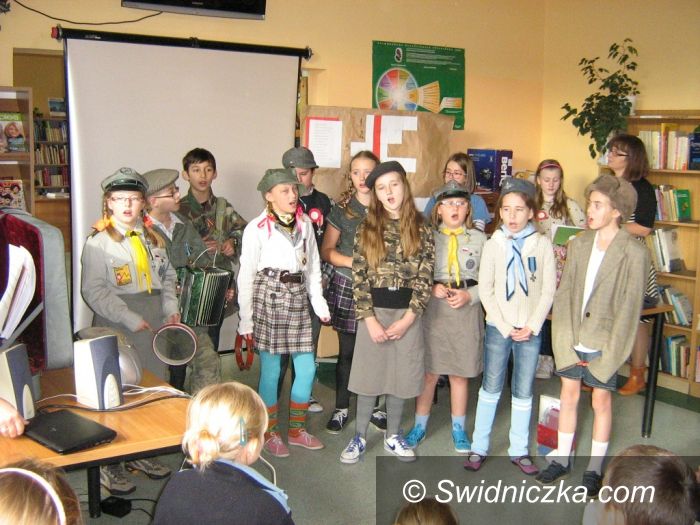 Świdnica: Jak uczniowie SP6 w Świdnicy przygotowywali się do święta Odzyskania Niepodległości?