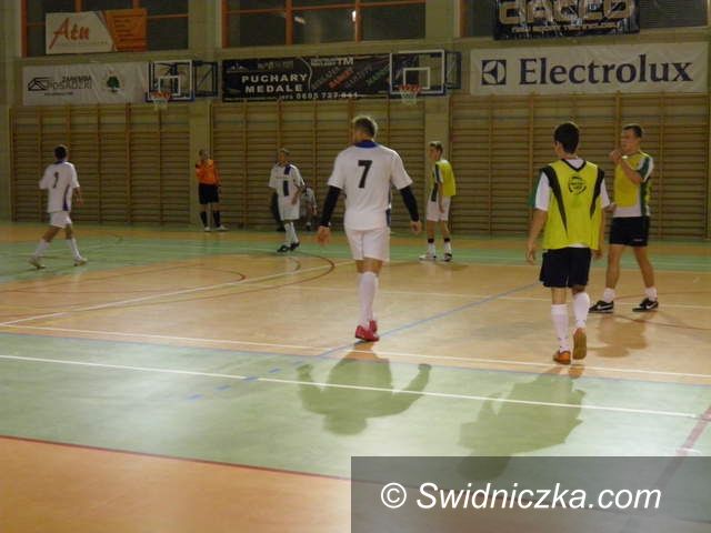 Żarów: Ruszyła Żarowska Liga Futsalu Electrolux Cup
