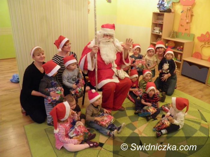 Żarów: Święty Mikołaj wśród żarowskich przedszkolaków