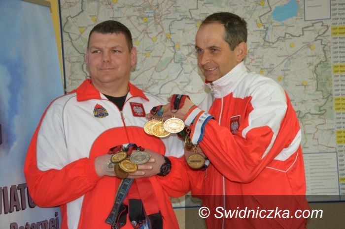 Świdnica: Strażak – olimpijczyk i piłkarze zagrają dla świdnickich strażaków