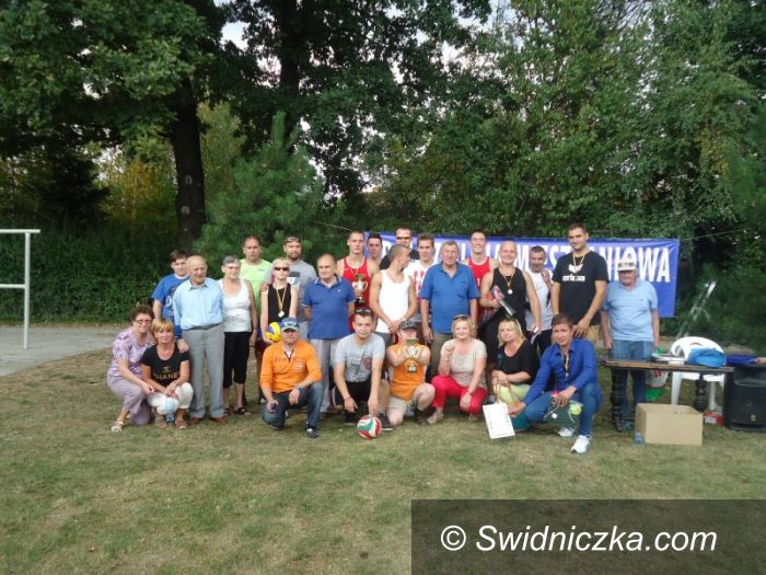 Jaworzyna Śląska: Siatkarski turniej w Jaworzynie Śląskiej na zakończenie wakacji