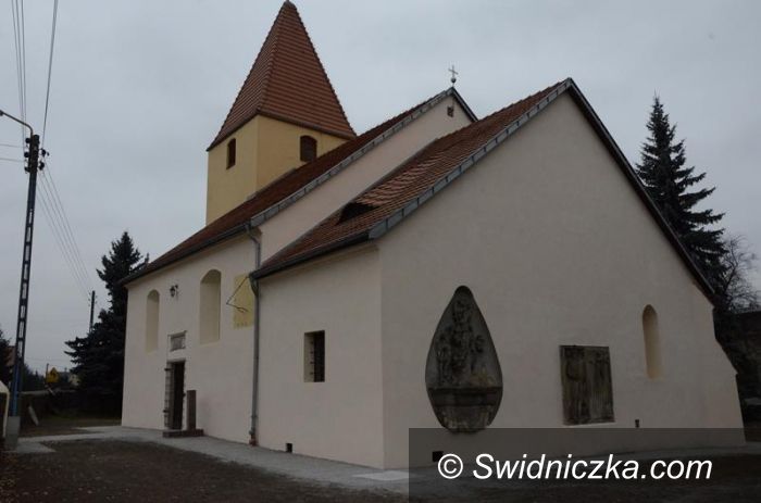 Łażany: Zabytkowy kościół po remoncie