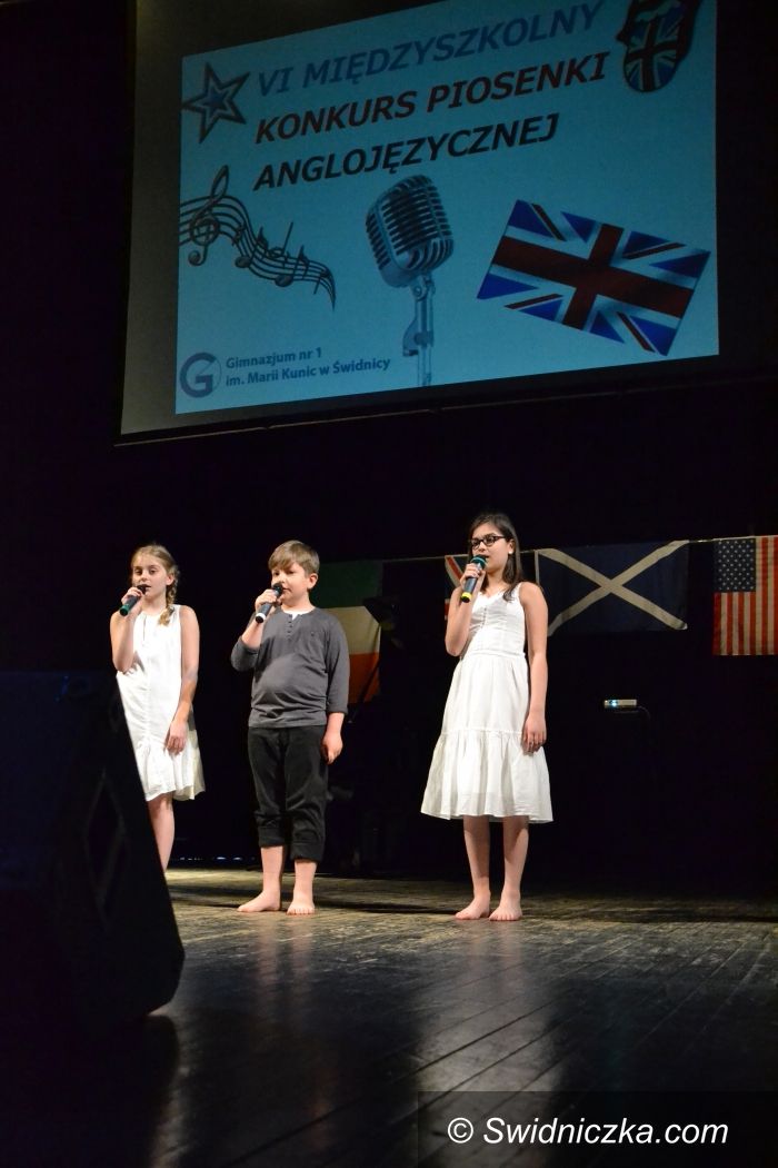 Świdnica: Miedzyszkolny konkurs piosenki angielskiej