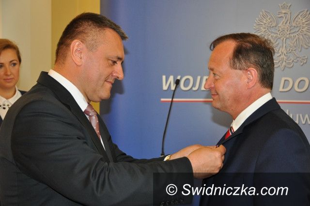 Wrocław: Brązowy Krzyż Zasługi dla burmistrza Świebodzic