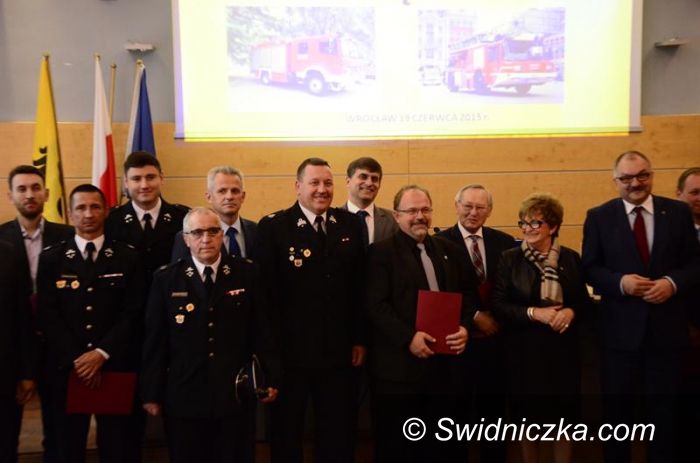 Żarów: Nowy wóz dla strażaków z Żarowa