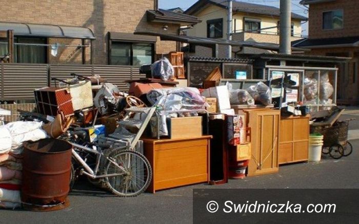 Dobromierz: Dobromierz: Skorzystaj z mobilnej zbiórki odpadów