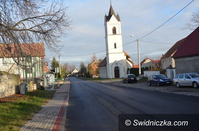 powiat swidnicki: Ostatnie remonty dróg powiatowych w tym roku