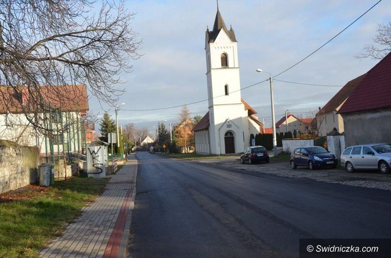 powiat swidnicki: Ostatnie remonty dróg powiatowych w tym roku