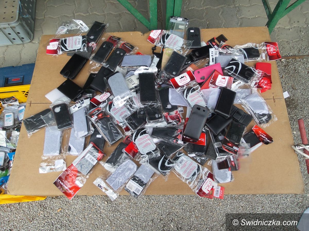 Świdnica: Policja poszukuje właścicieli przedmiotów widocznych na zdjęciach