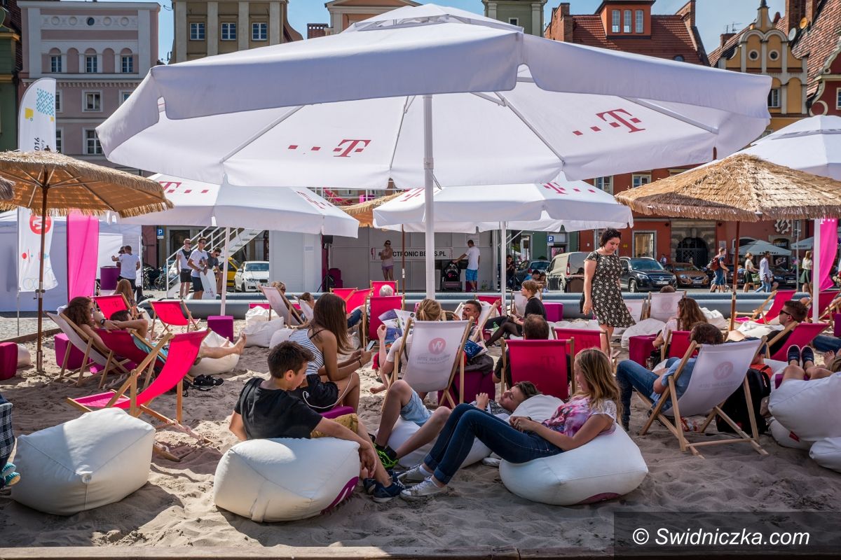 Wrocław: Plaża na pl. Solnym – T–Mobile Nowe Horyzonty
