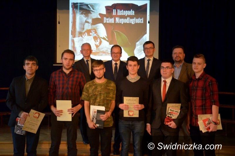 Świdnica: Zmagania historyków w „Trójce”