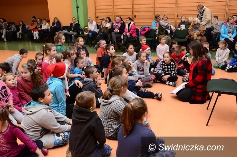 Żarów: Finał akcji "Drogowskaz dla Świętego Mikołaja"