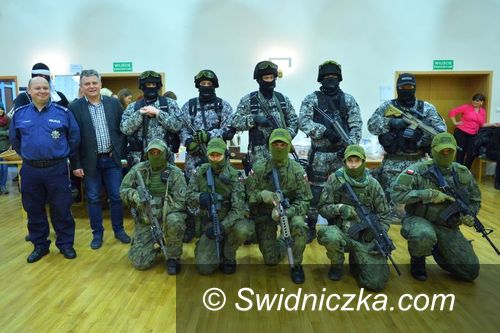 Świdnica: Świdniccy policjanci ponownie zaangażowani w akcję charytatywną
