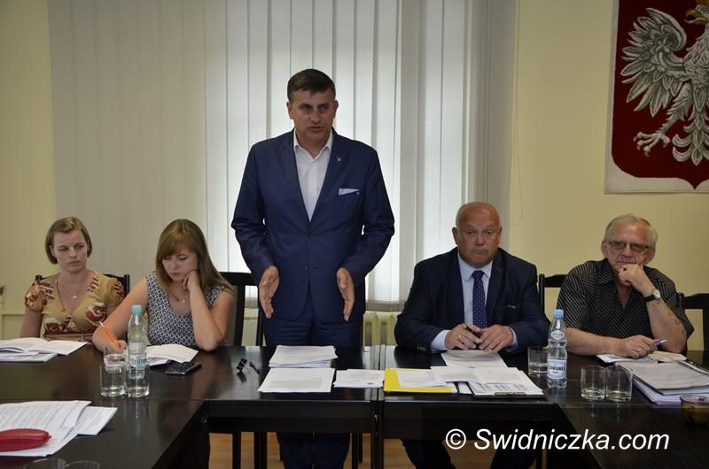 Żarów: Burmistrz Żarowa z absolutorium