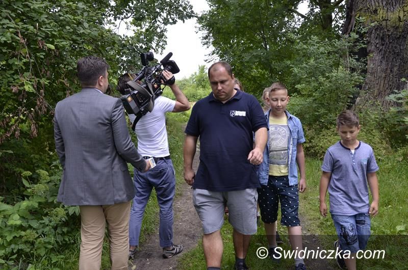 Żarów: Telewizja Polsat na tropie dziecięcego skarbu w Żarowie