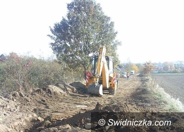 Bartoszówek: II etap kanalizacji Bartoszówku