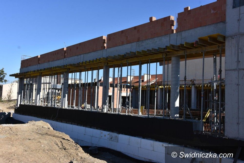 Witoszów Dolny: Trwa budowa basenu w Witoszowie Dolnym